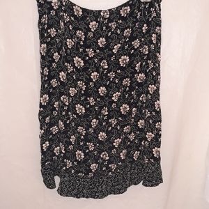Old navy floral skirt